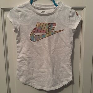 Nike short sleeve t-shirt. Size 3T.